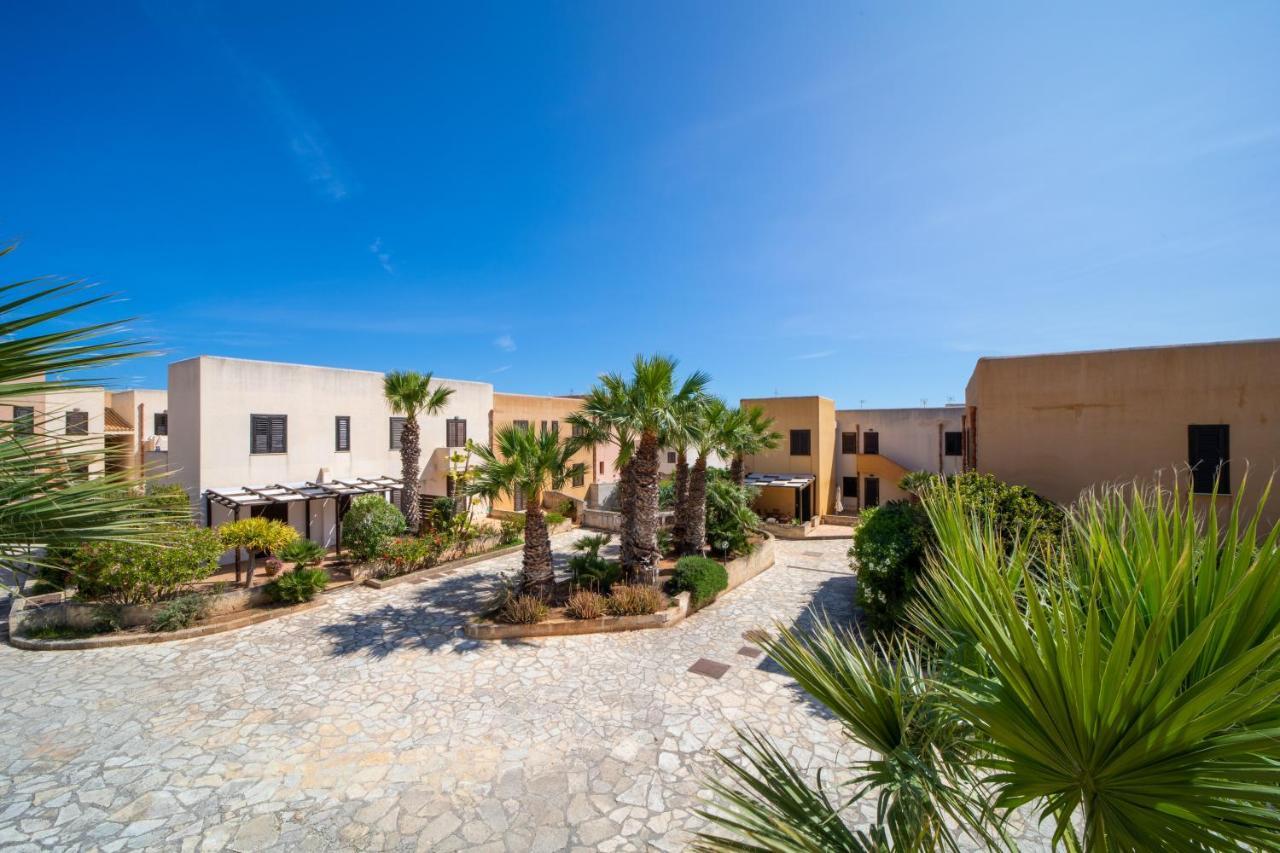 Elimi Favignana Apartments - Residence in città Exterior foto