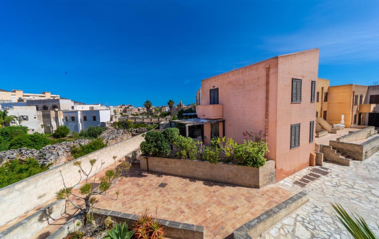 Elimi Favignana Apartments - Residence in città Exterior foto